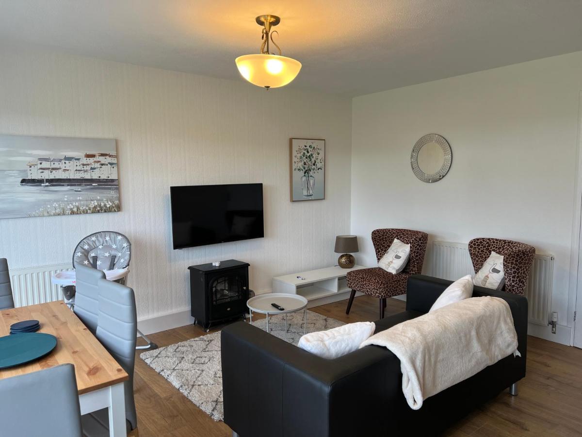 Chine Cottage Self-Catering Coastal Bungalow In Rural West Wight Freshwater Esterno foto